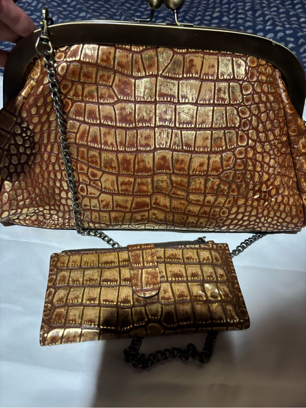 Patricia Nash Kisslock leather  Croc-Embossed Chain Bag and Wallet Set